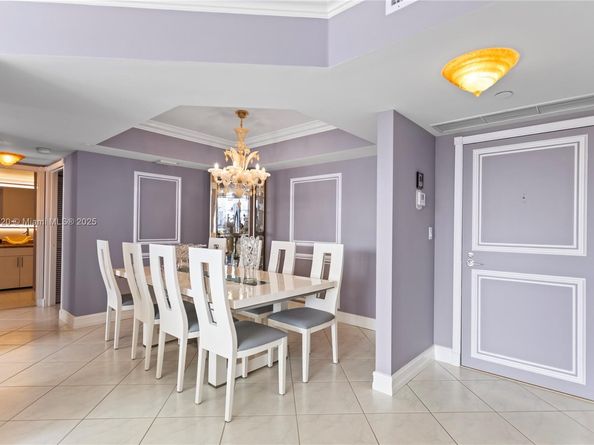 3598 Yacht Club Dr 1004, Aventura FL 33180
