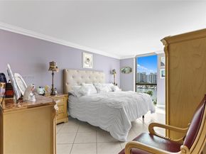 3598 Yacht Club Dr 1004, Aventura FL 33180