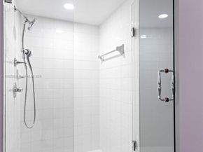 3598 Yacht Club Dr 1004, Aventura FL 33180