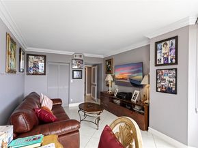 3598 Yacht Club Dr 1004, Aventura FL 33180