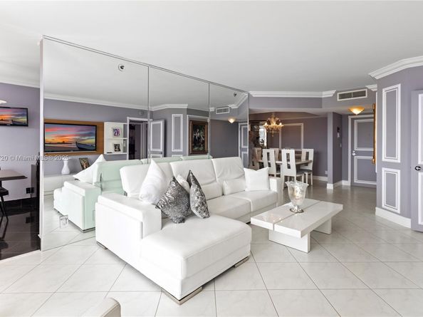 3598 Yacht Club Dr 1004, Aventura FL 33180