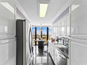 3598 Yacht Club Dr 1004, Aventura FL 33180