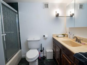 2101 Atlantic Shores Blvd 120, Hallandale Beach FL 33009