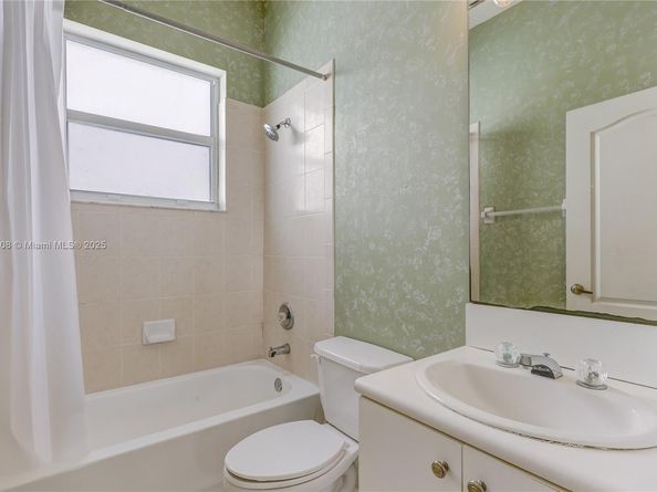Undisclosed Address #A11835808, Miramar FL 33027