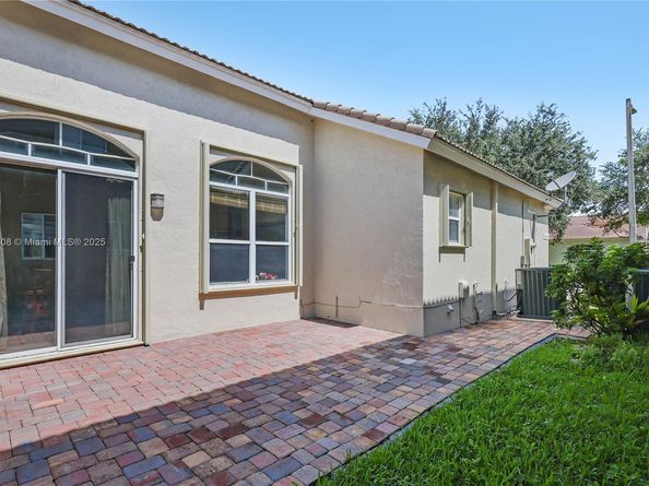 Undisclosed Address #A11835808, Miramar FL 33027