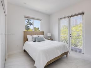 3648 Oak Ave, Coconut Grove FL 33133