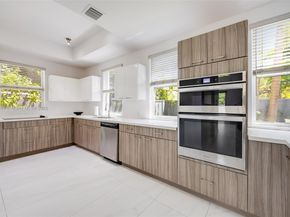 3648 Oak Ave, Coconut Grove FL 33133