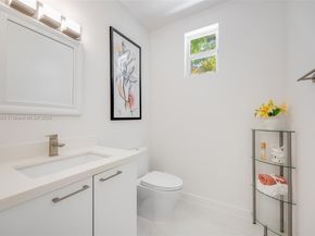 3648 Oak Ave, Coconut Grove FL 33133
