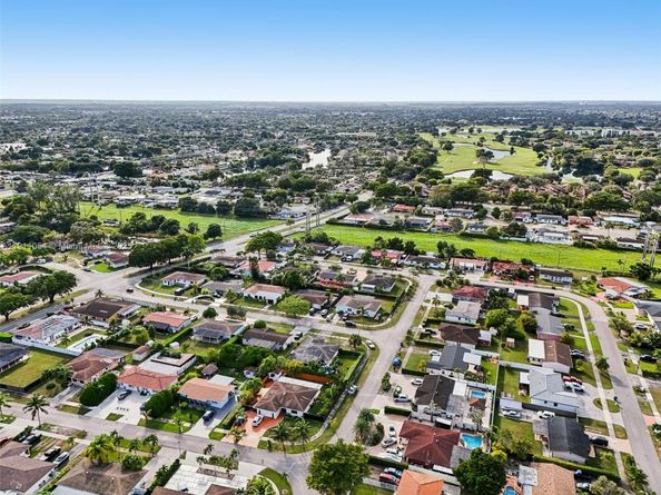 6721 SW 135th Ave, Miami FL 33183