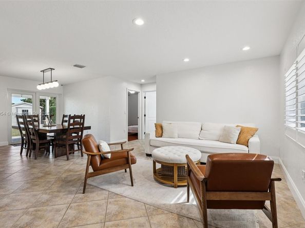 6721 SW 135th Ave, Miami FL 33183