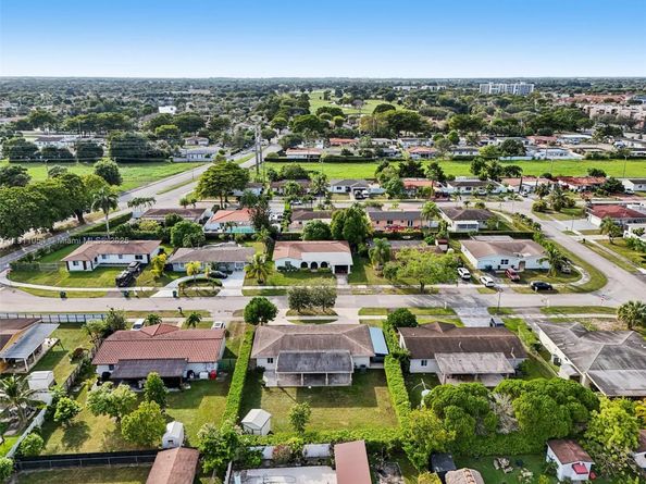 6721 SW 135th Ave, Miami FL 33183