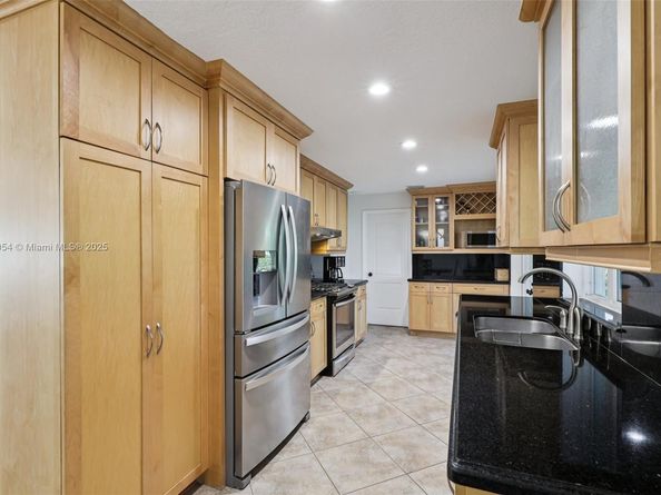 6721 SW 135th Ave, Miami FL 33183