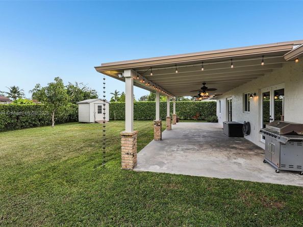 6721 SW 135th Ave, Miami FL 33183