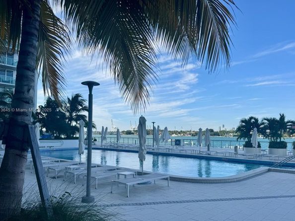 1000 West Ave 1504, Miami Beach FL 33139