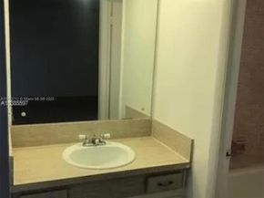 1220 71st St 35, Miami Beach FL 33141