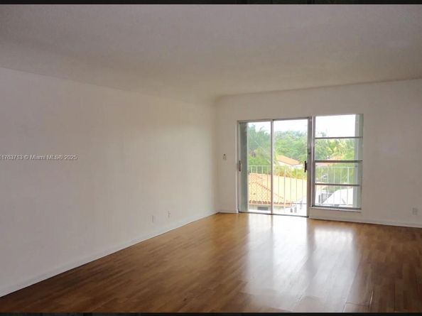 1220 71st St 35, Miami Beach FL 33141