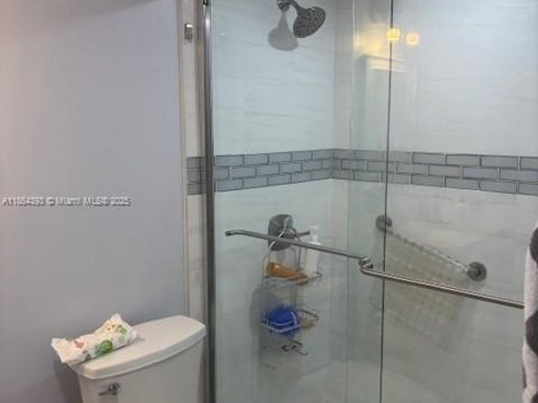 10709 W Clairmont Cir 111, Tamarac FL 33321