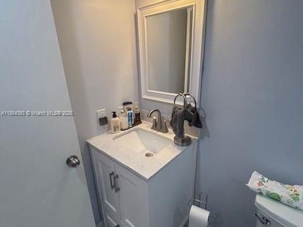 10709 W Clairmont Cir 111, Tamarac FL 33321