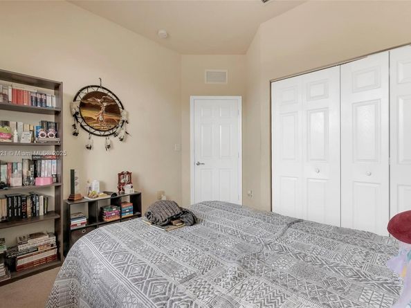 339 NE 37th Ter, Homestead FL 33033