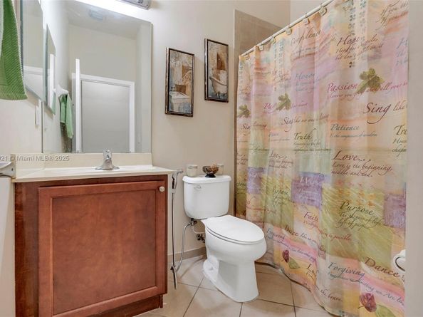 339 NE 37th Ter, Homestead FL 33033