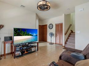 339 NE 37th Ter, Homestead FL 33033