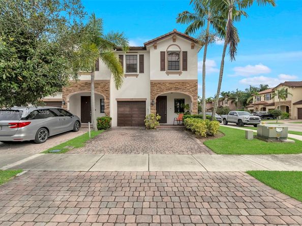 339 NE 37th Ter, Homestead FL 33033