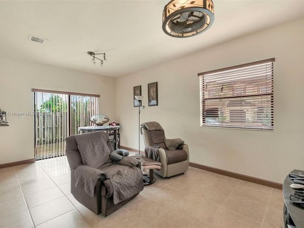 339 NE 37th Ter, Homestead FL 33033