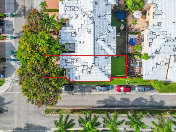 12504 SW 124th Path, Miami FL 33186