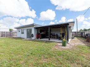 1417 SW 48th Ave, Fort Lauderdale FL 33317