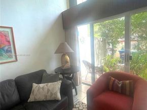 10483 SW 78th St, Miami FL 33173
