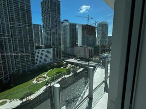 300 Biscayne Boulevard Way 1806, Miami FL 33131