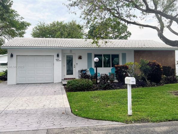 1500 NW 90th Way, Plantation FL 33322