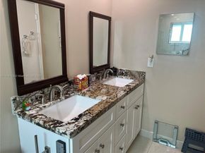 1500 NW 90th Way, Plantation FL 33322
