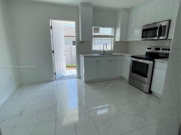 5155 NW 12th Ave, Miami FL 33127