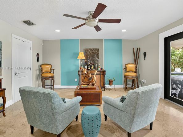 14606 SW 153rd Pl, Miami FL 33196