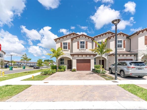 12373 NW 24th Pl, Miami FL 33167