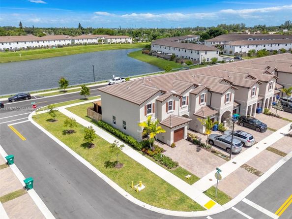 12373 NW 24th Pl, Miami FL 33167
