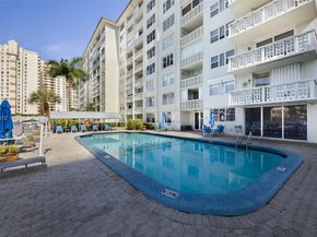 1893 S Ocean Dr 810, Hallandale Beach FL 33009