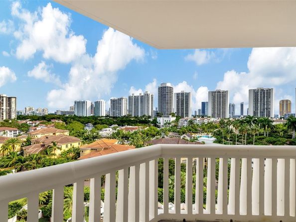 1000 Island Blvd 1004, Aventura FL 33160
