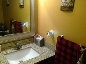 1071 SW 101st Ter, Pembroke Pines FL 33025
