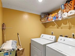 1071 SW 101st Ter, Pembroke Pines FL 33025