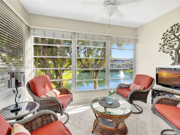 5002 NW 35th St 210, Lauderdale Lakes FL 33319
