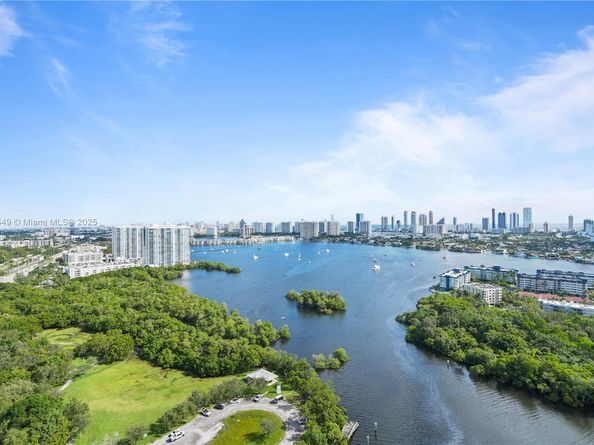 16385 Biscayne Blvd 2901 +2 Parking, North Miami Beach FL 33160