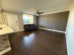 2400 NE 10th St 203, Pompano Beach FL 33062