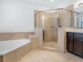 3440 W 100th Ter, Hialeah FL 33018