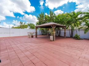 3440 W 100th Ter, Hialeah FL 33018