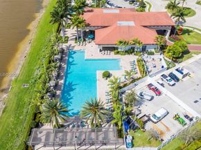 3440 W 100th Ter, Hialeah FL 33018