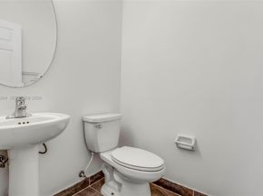 3440 W 100th Ter, Hialeah FL 33018