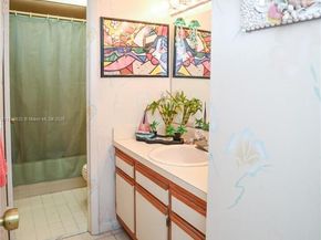 1490 Sheridan St 12A, Hollywood FL 33020