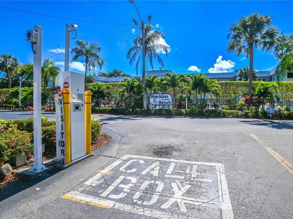 1490 Sheridan St 12A, Hollywood FL 33020